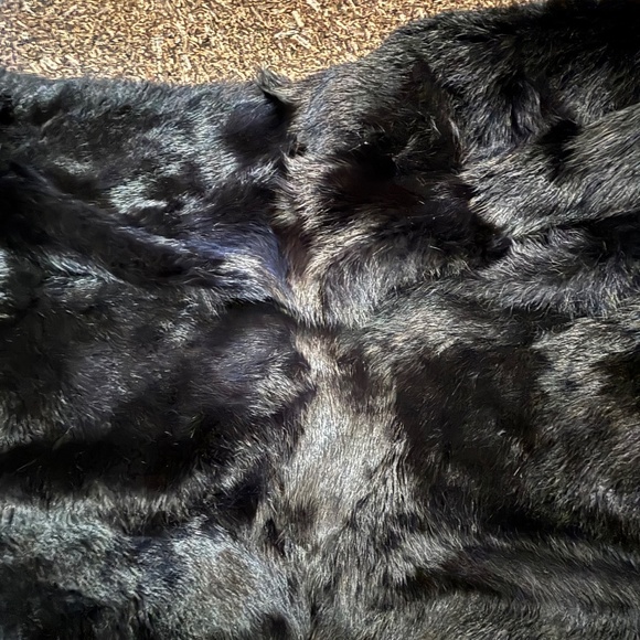 Raised Rabbit Black Fur Stole by Tristan & Iseut - Picture 6 of 6